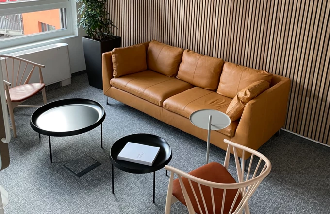 Hat seine eigenen „vier Wände“ in der Gertrude-Fröhlich-Sandner-Straße, Wien, mit der gemieteten Büroeinrichtung des dänischen Start-ups Nornorm ausgestattet: Rhomberg Bau. Hat seine eigenen „vier Wände“ in der Gertrude-Fröhlich-Sandner-Straße, Wien, mit der gemieteten Büroeinrichtung des dänischen Start-ups Nornorm ausgestattet: Rhomberg Bau.